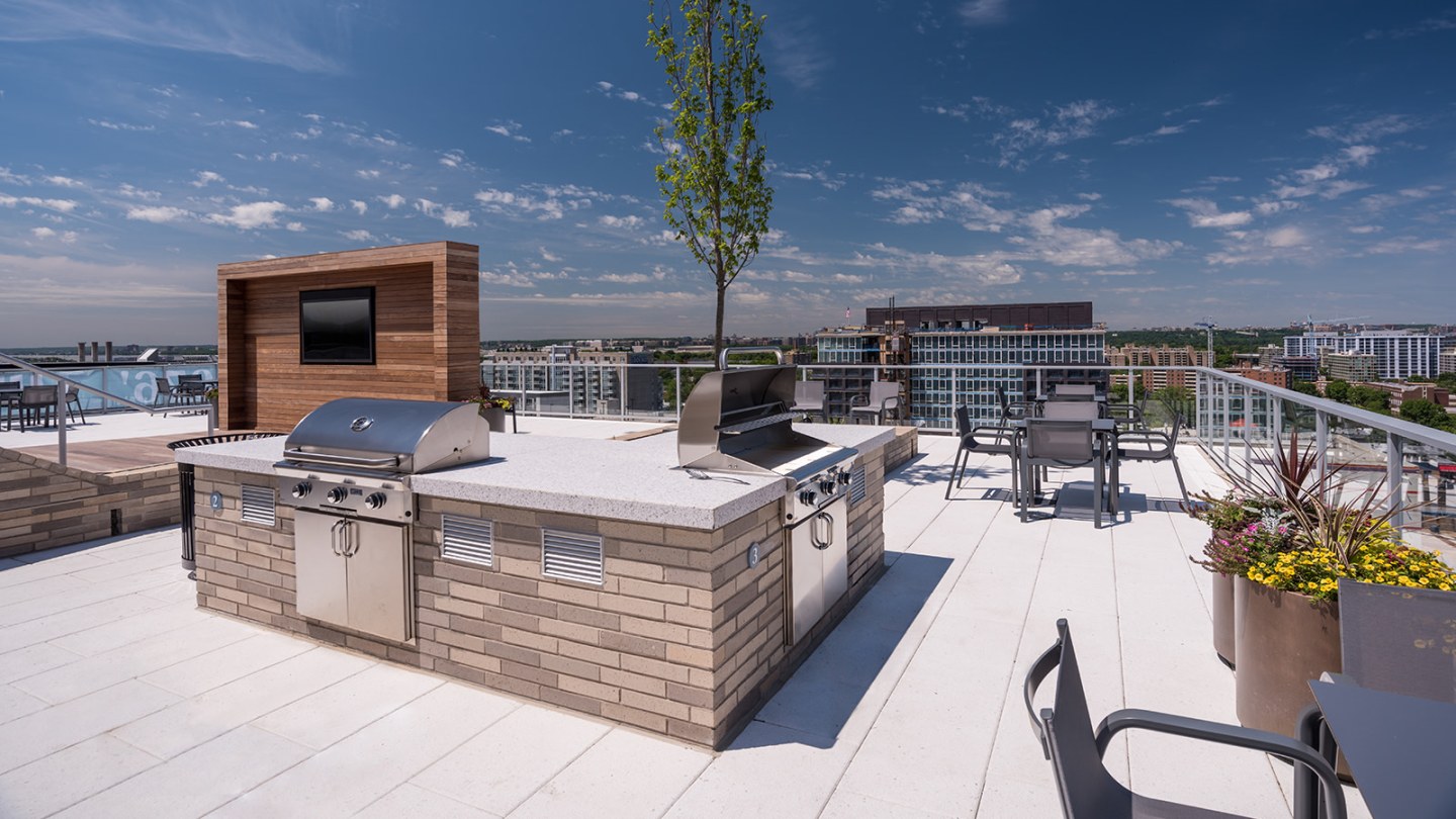 F1RST Residences Image 19