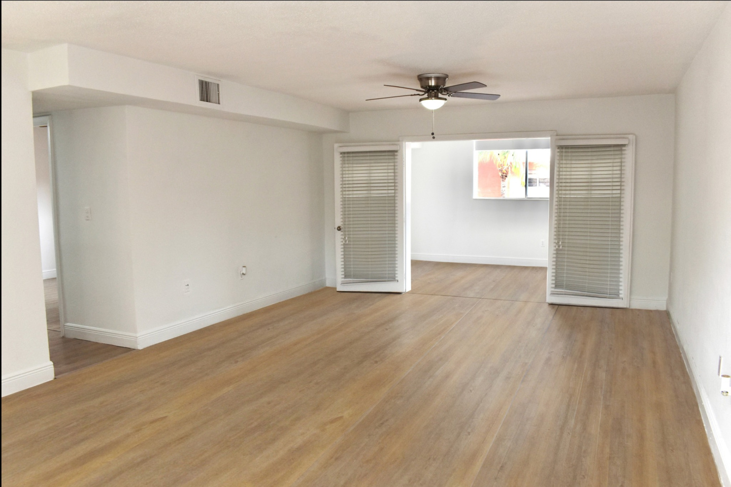 Cherry Grove Village Image 15