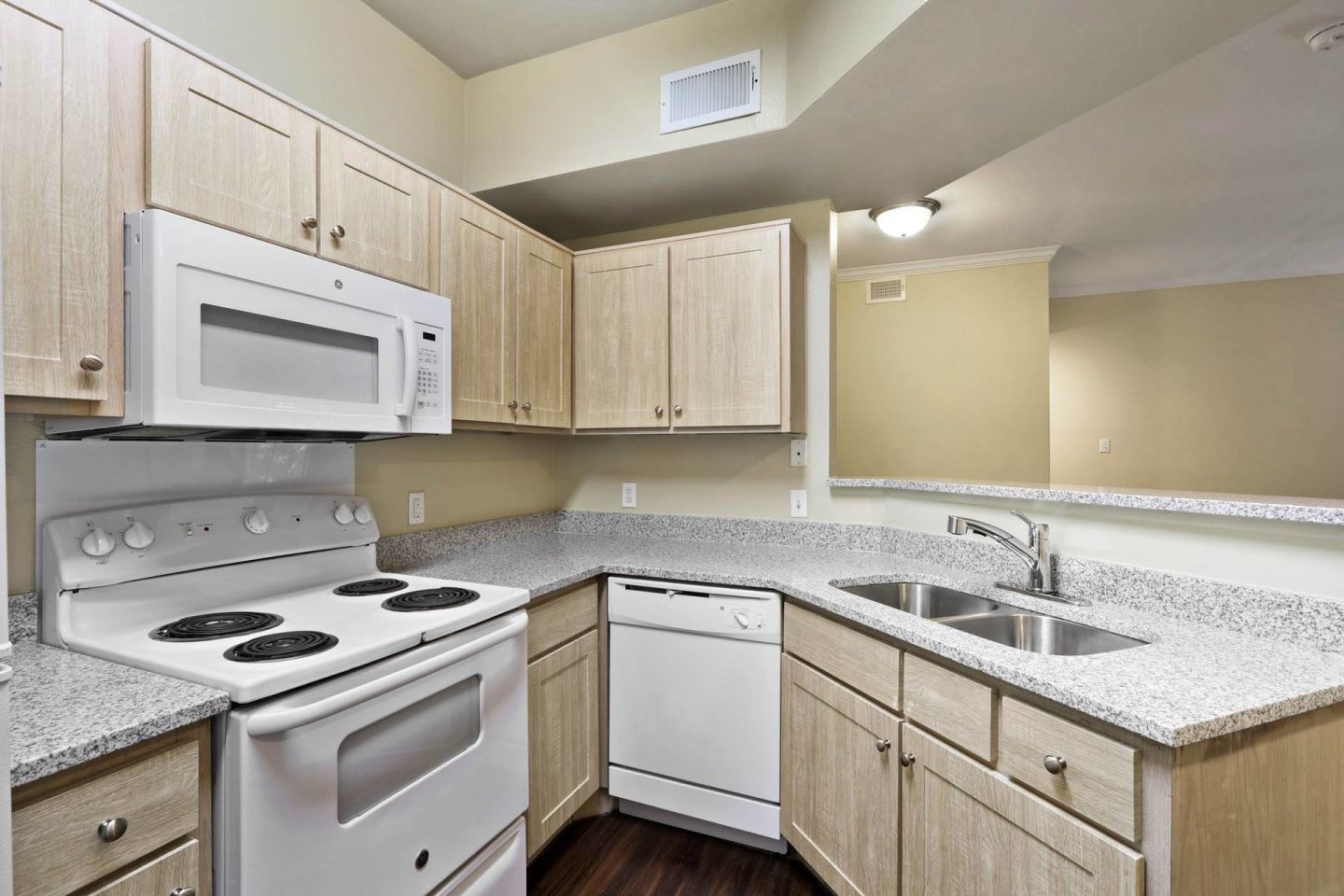 Quail Chase Apartments - Affordable Housing Image 23