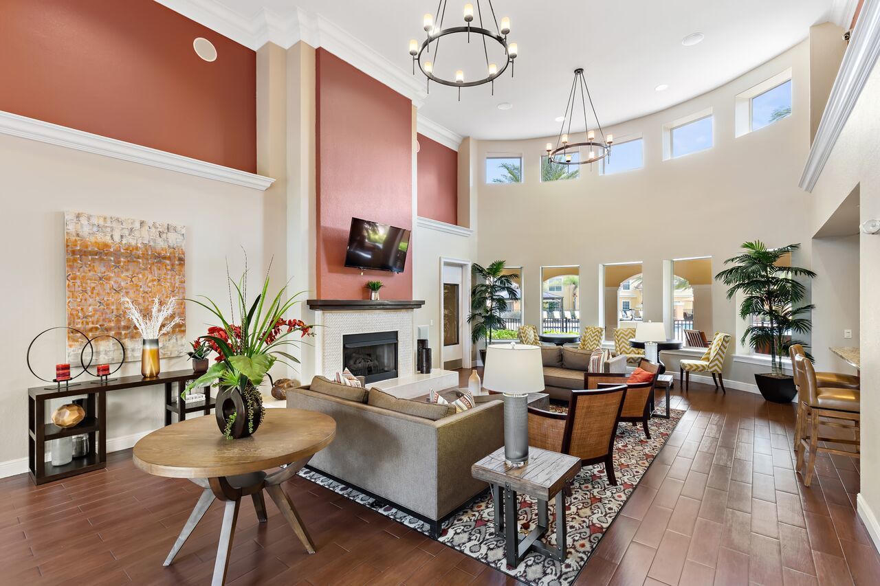 Trinity Club Apartments Image 10