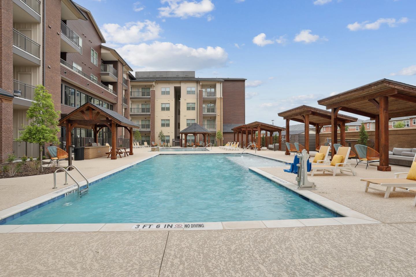 Wildwood Luxury Urban Homes Image 33