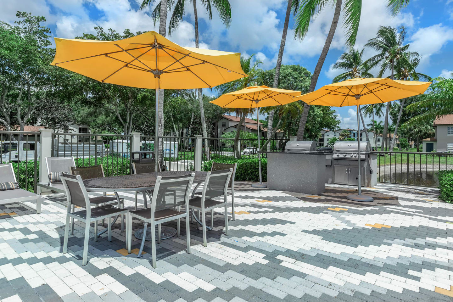 Latitude Pointe Image 10