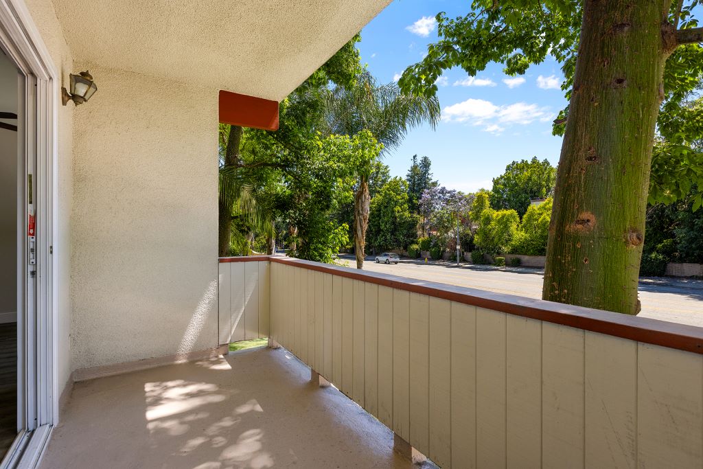 Lombardi Apartments Image 33