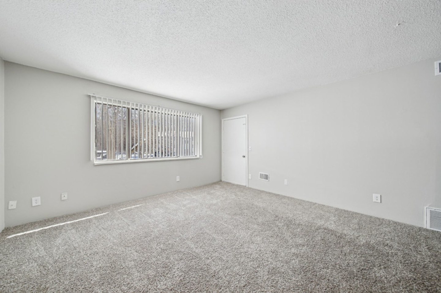 Fox Grove Apartments Image 6