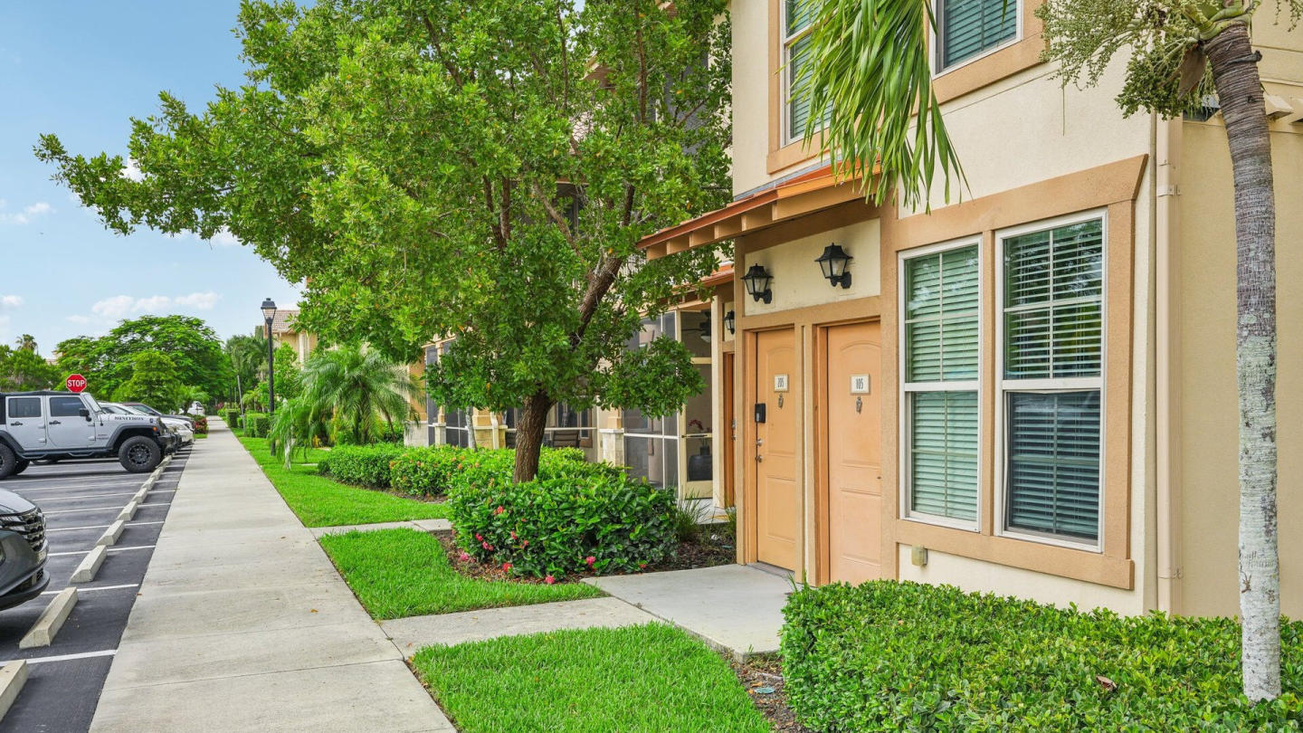 Springs at Gulf Coast Image 46
