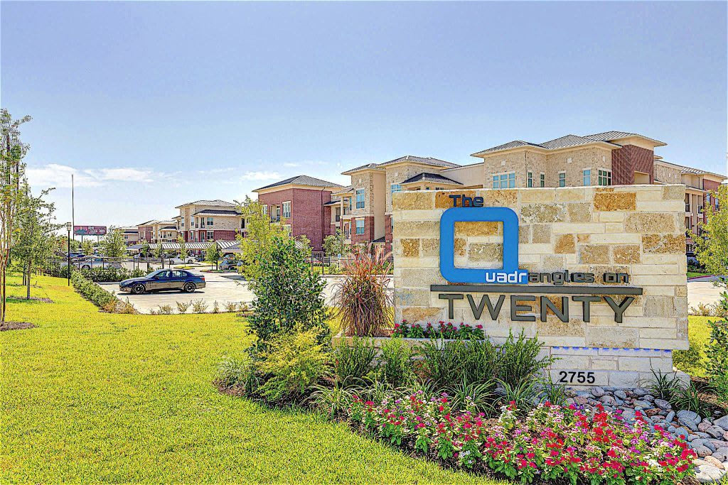 Quadrangles on Twenty Image 11
