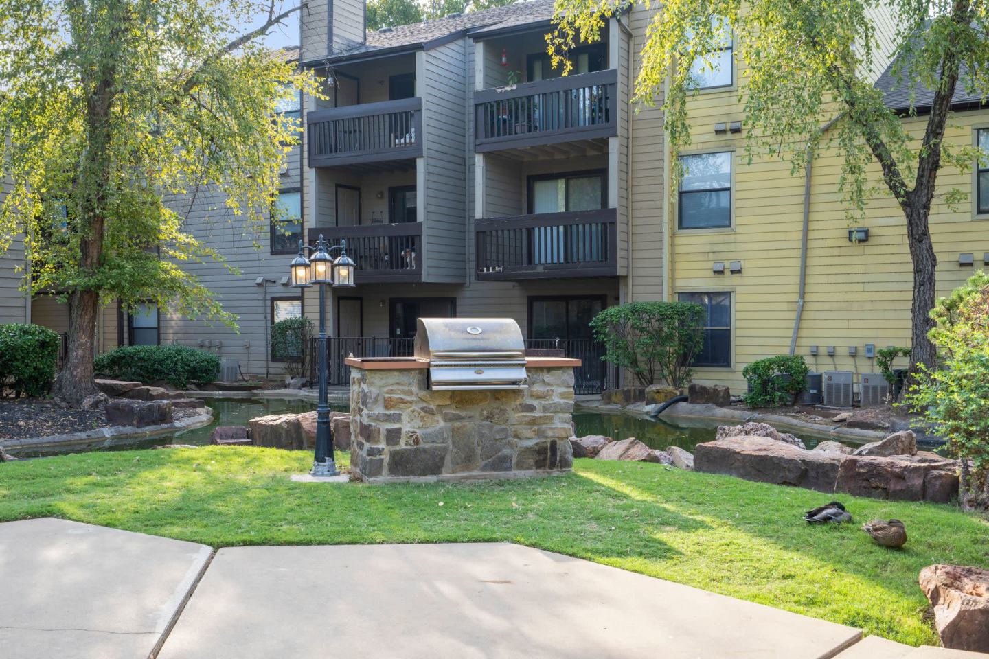Sheridan Springs Apartments Image 37
