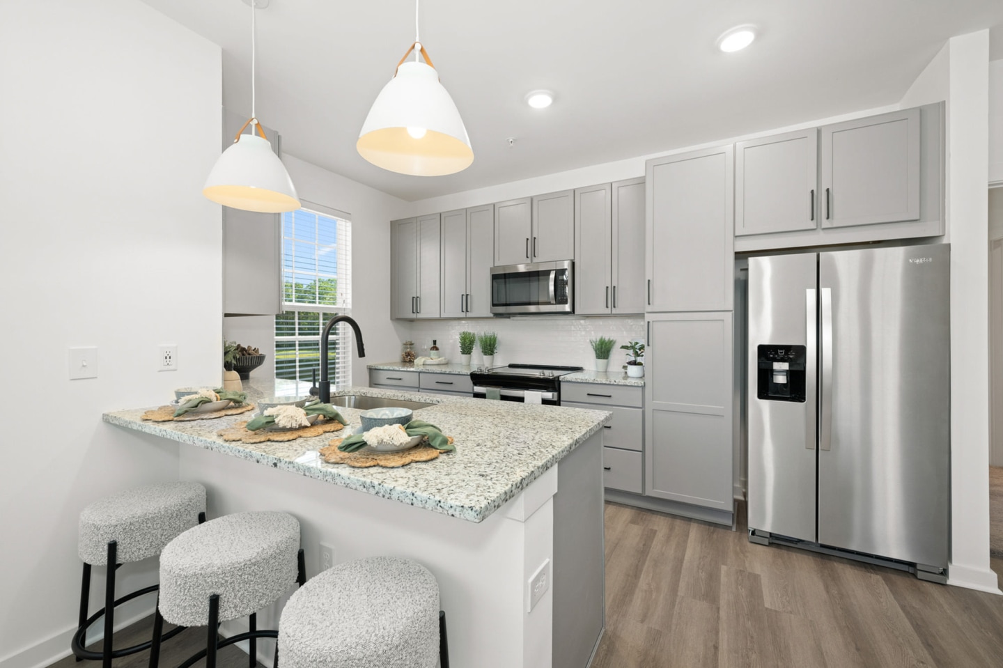 Olea Beach Haven Image 3