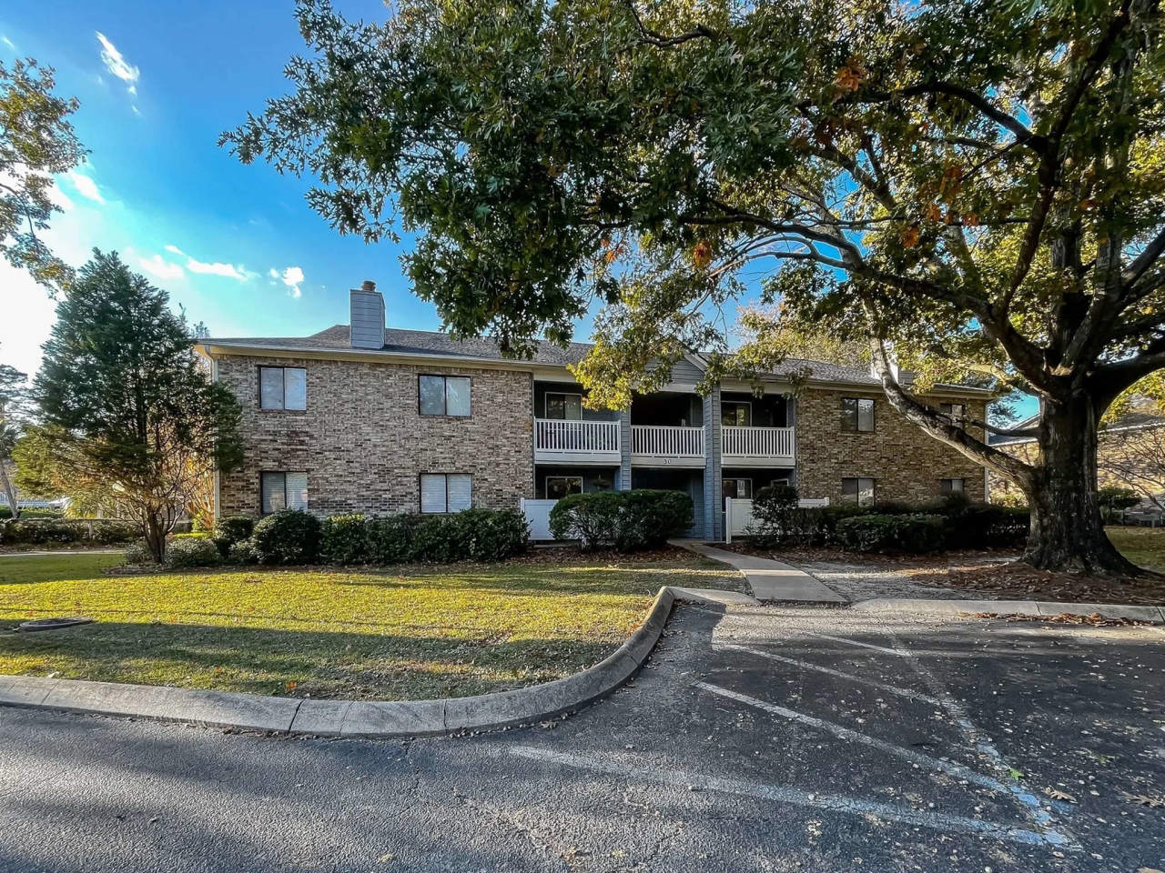 Plantation Flats Image 3