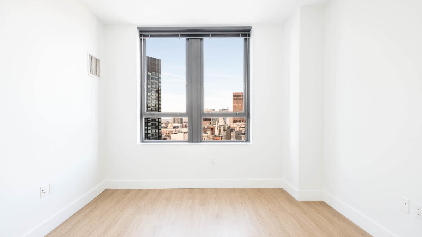 660 Washington Image 26