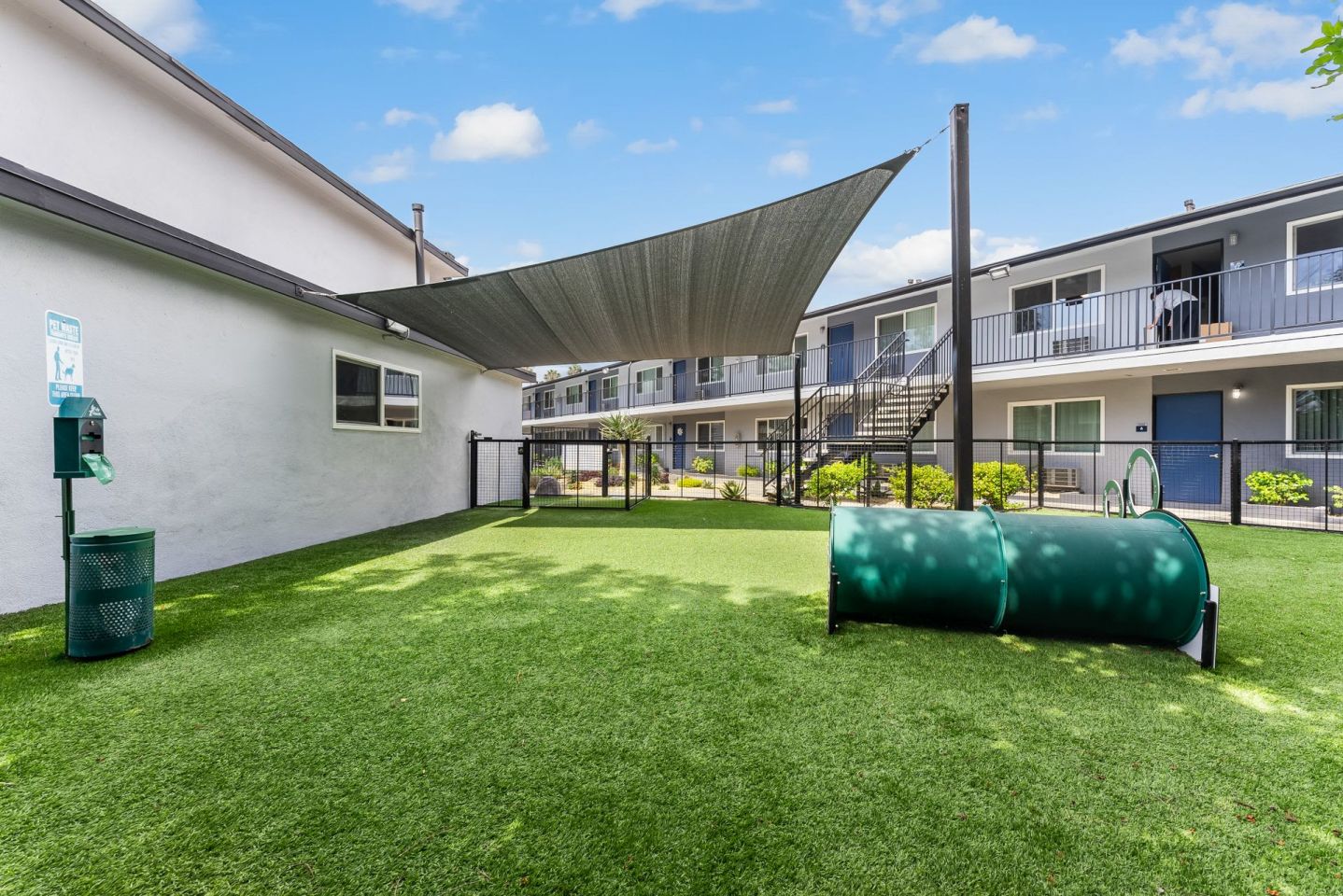 The Circle Apartments at Long Beach Image 52