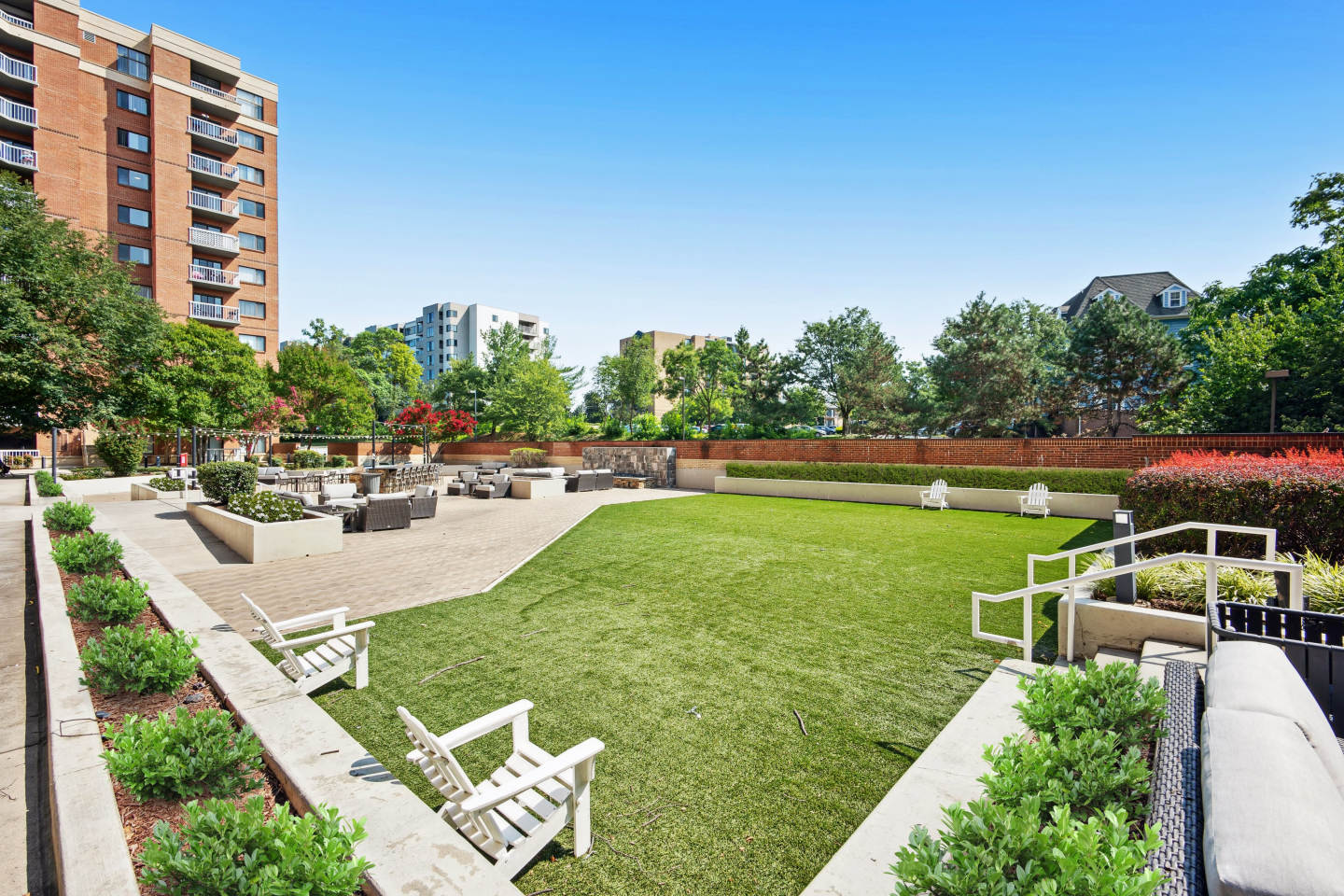 Cascade at Landmark Image 17