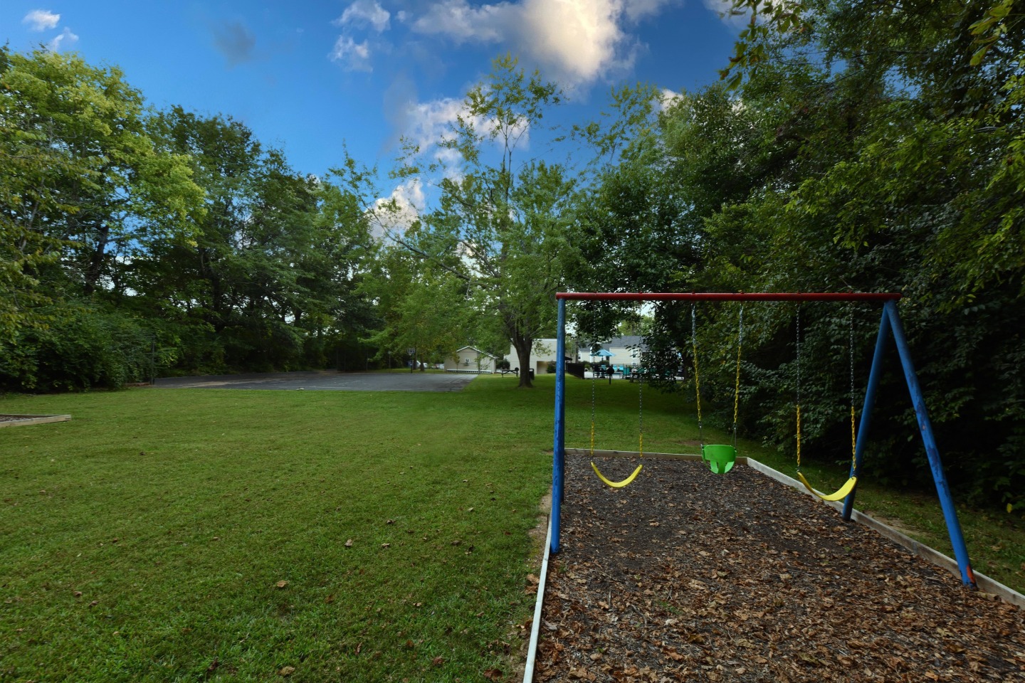 Park on Country Club Image 32