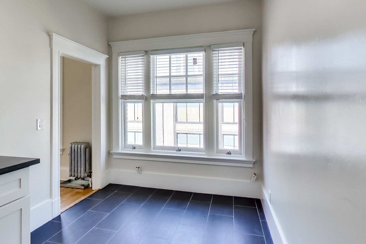 990 Geary Image 4