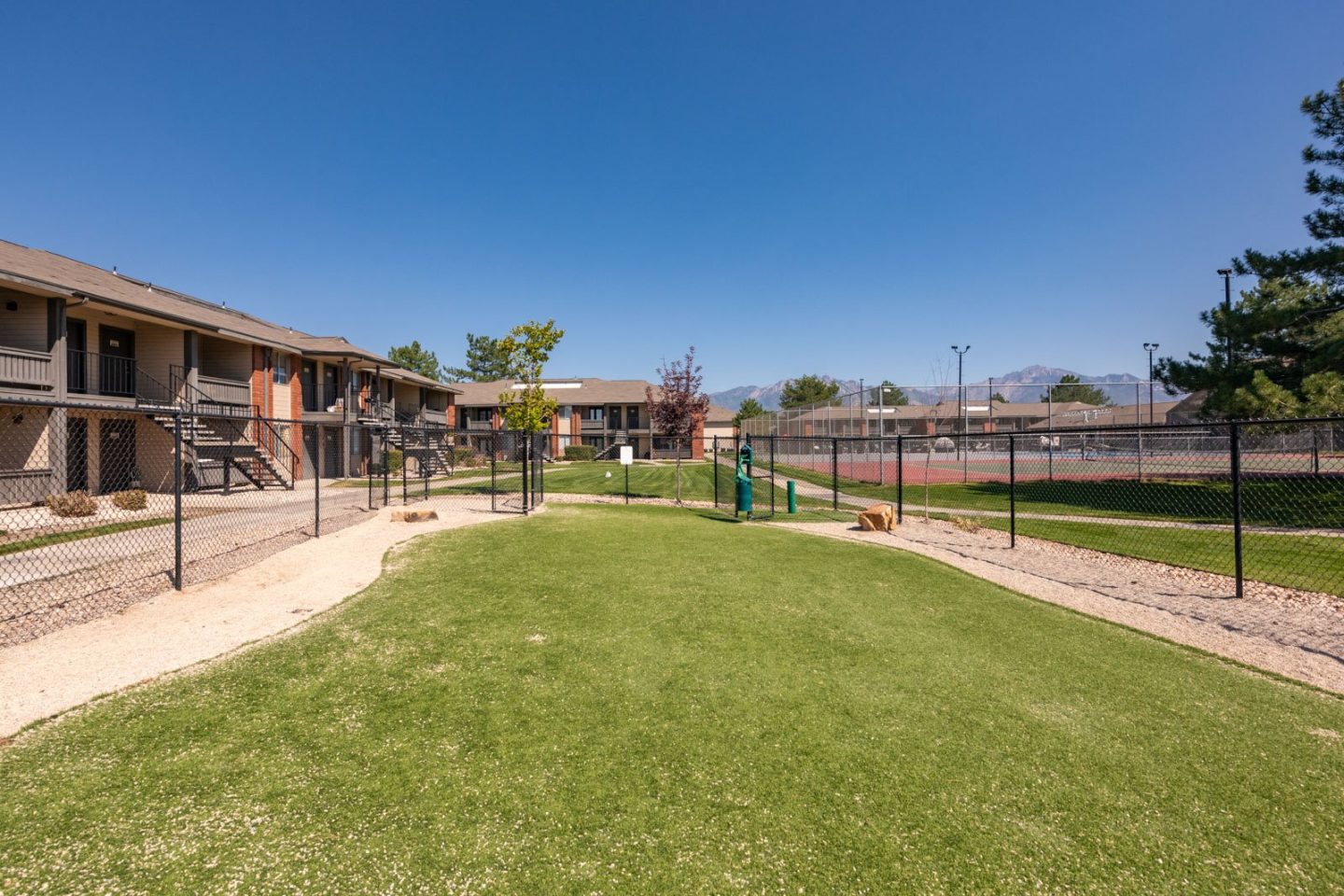 Eight20 Apartments Image 31