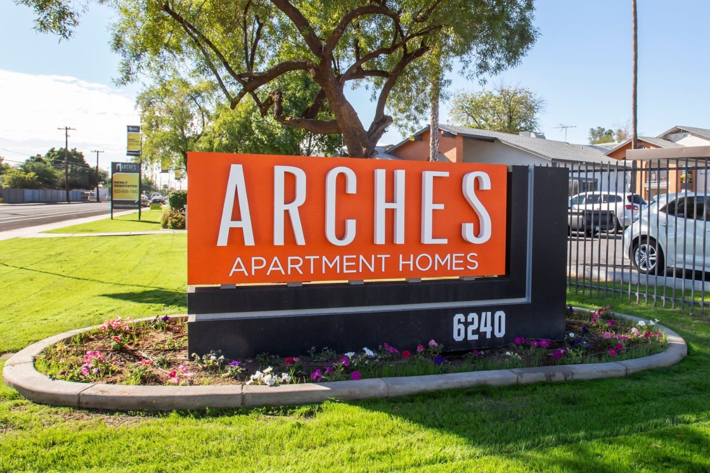 Arches Apartment Homes Image 12