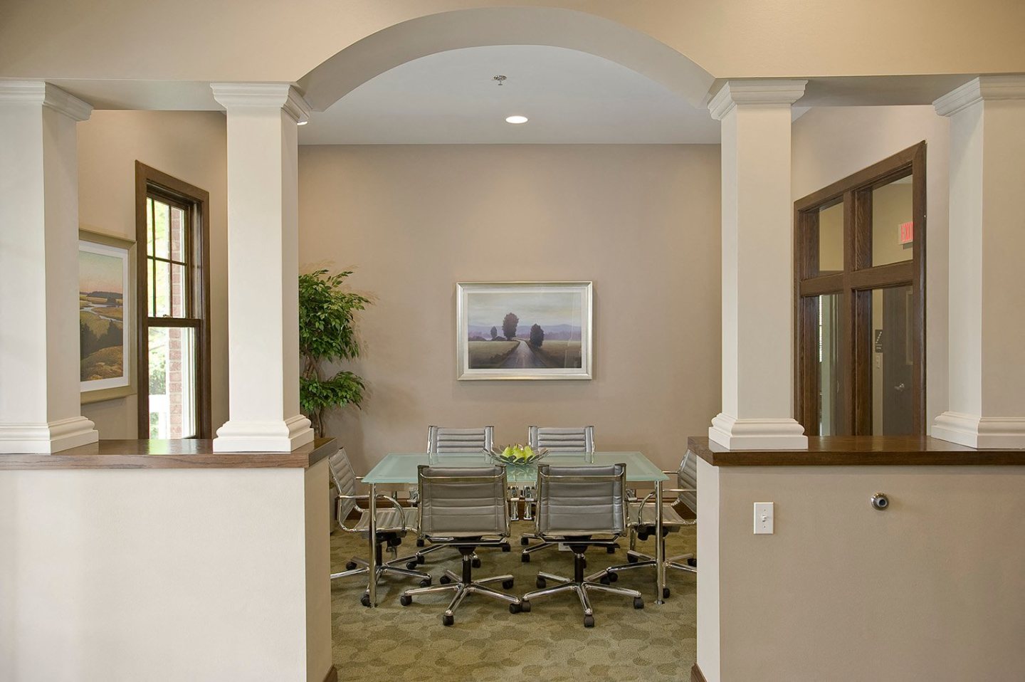 Versailles on the Lake-Schaumburg-Furnished Image 8