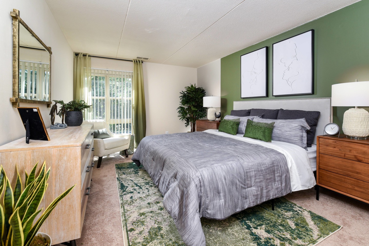 Top of the Hill Apartments Image 8