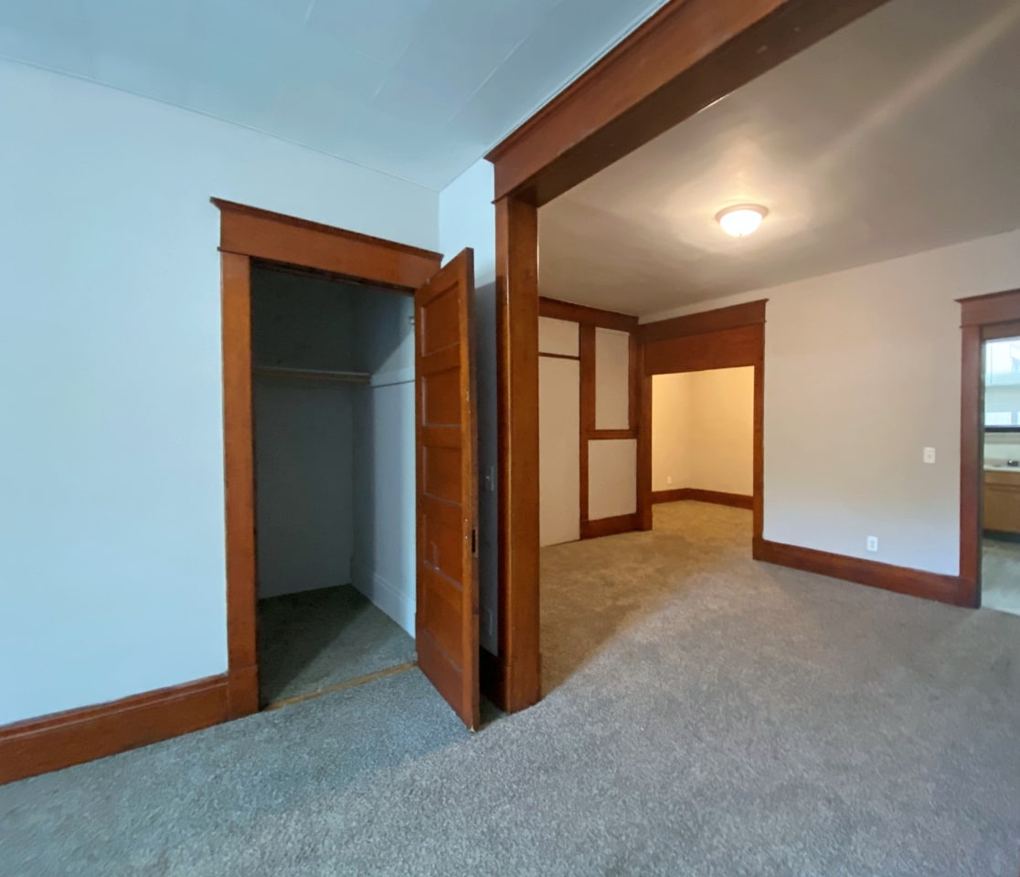 458 South Robert Street Image 19