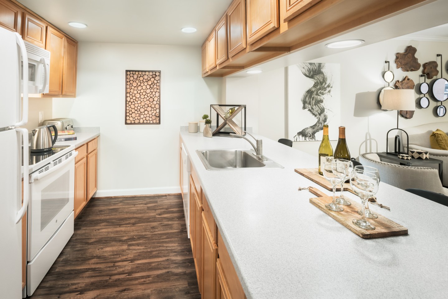 Richmond Square Apartments Image 15