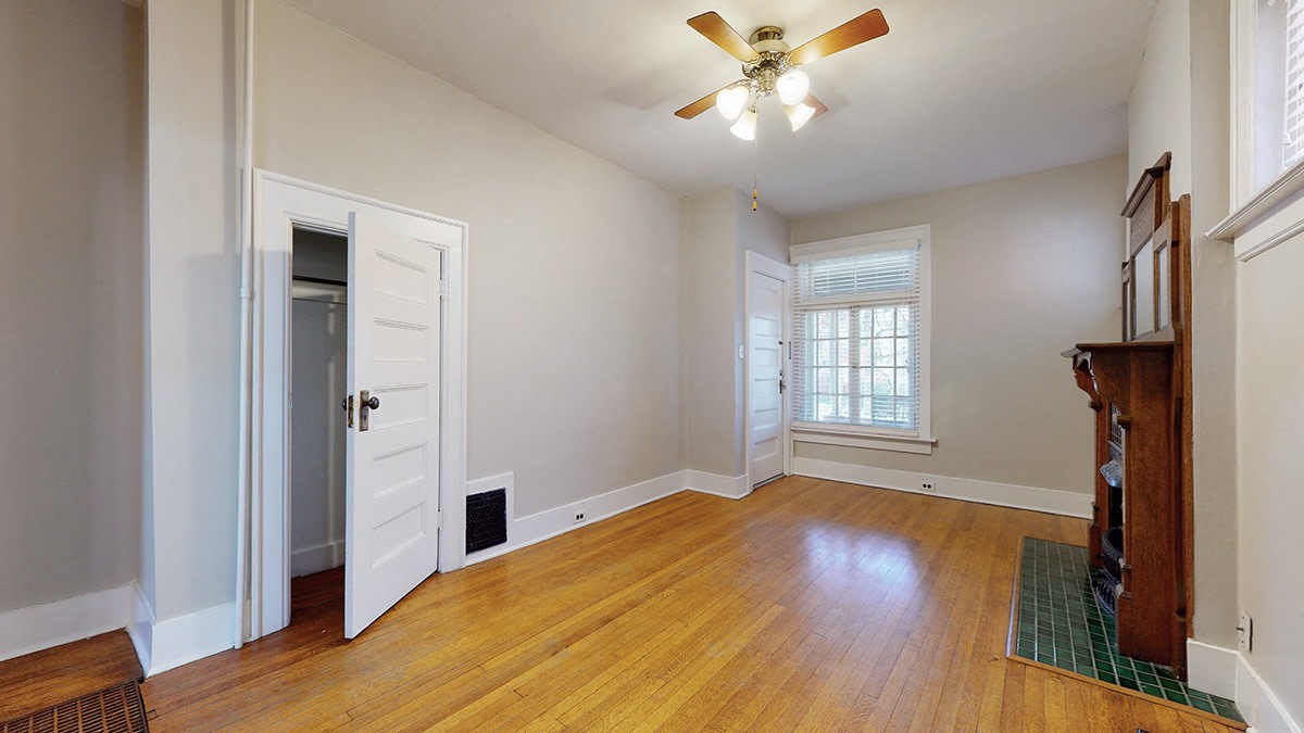 1360 Franklin Image 19