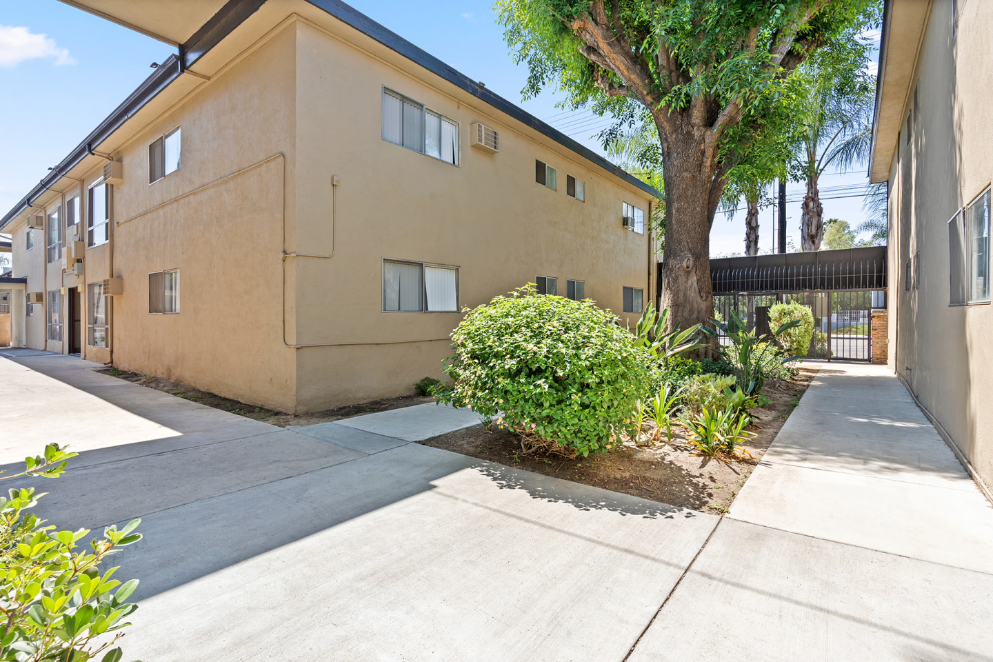 Parthenia Terrace Apartments Image 34