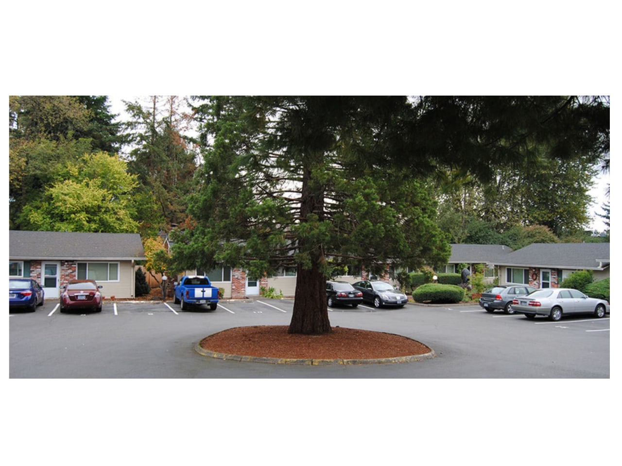 Monroe Square Image 2