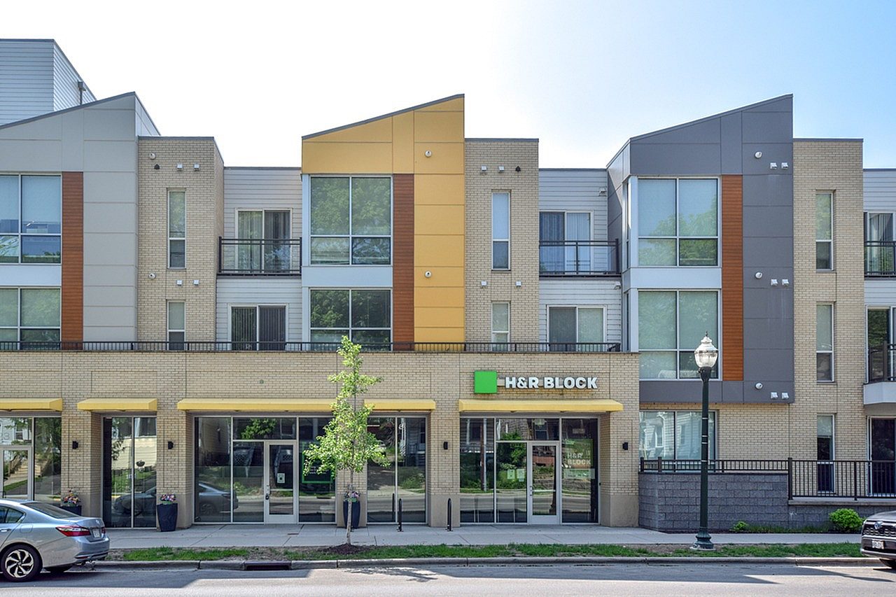 700 East Image 50