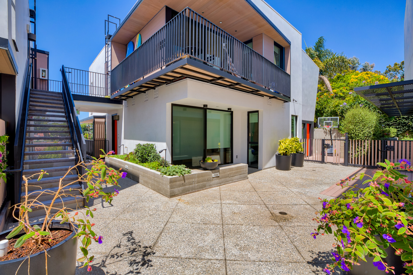 810 Ashland Image 10