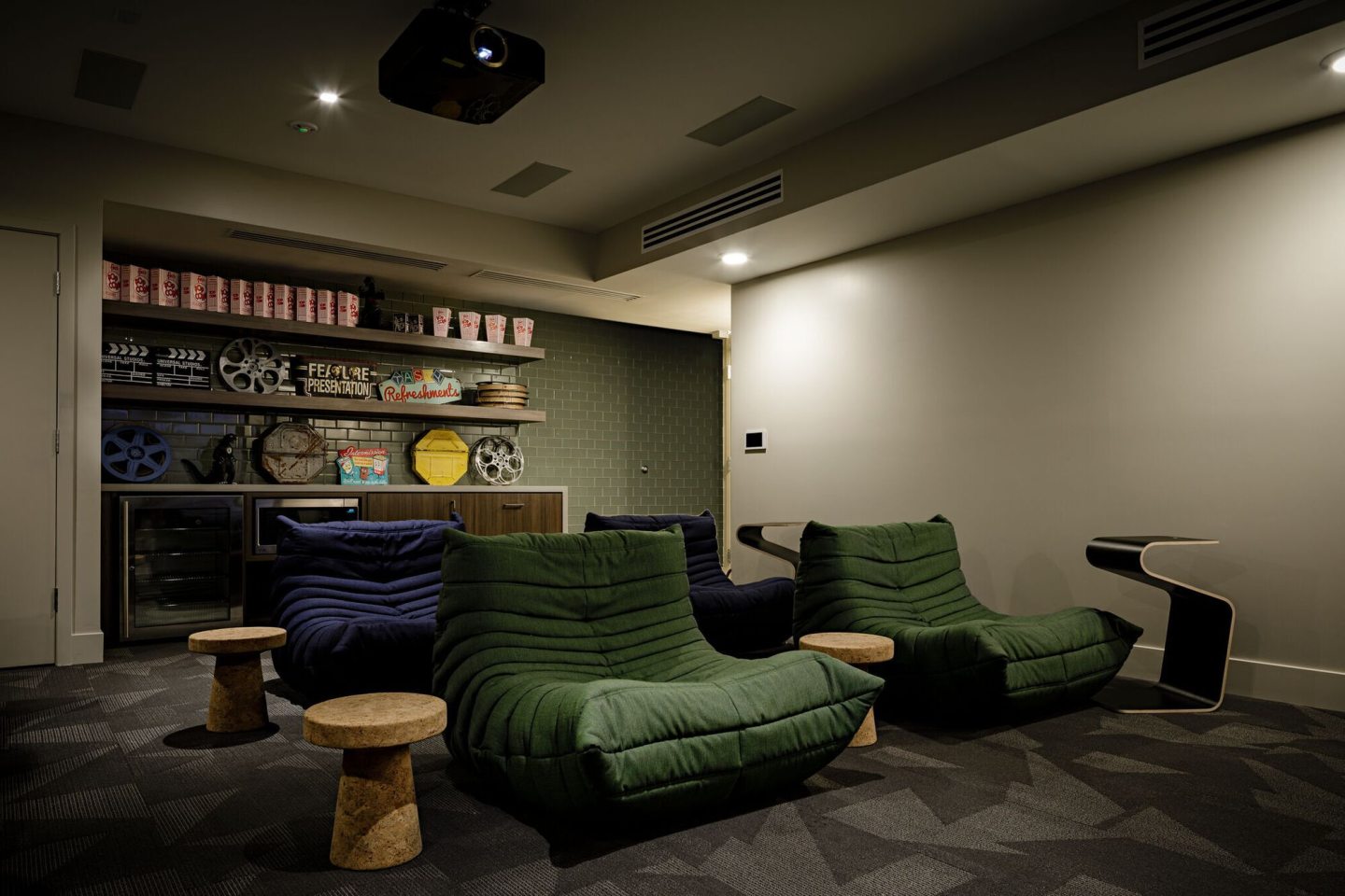 Cobalt Apartments Image 16