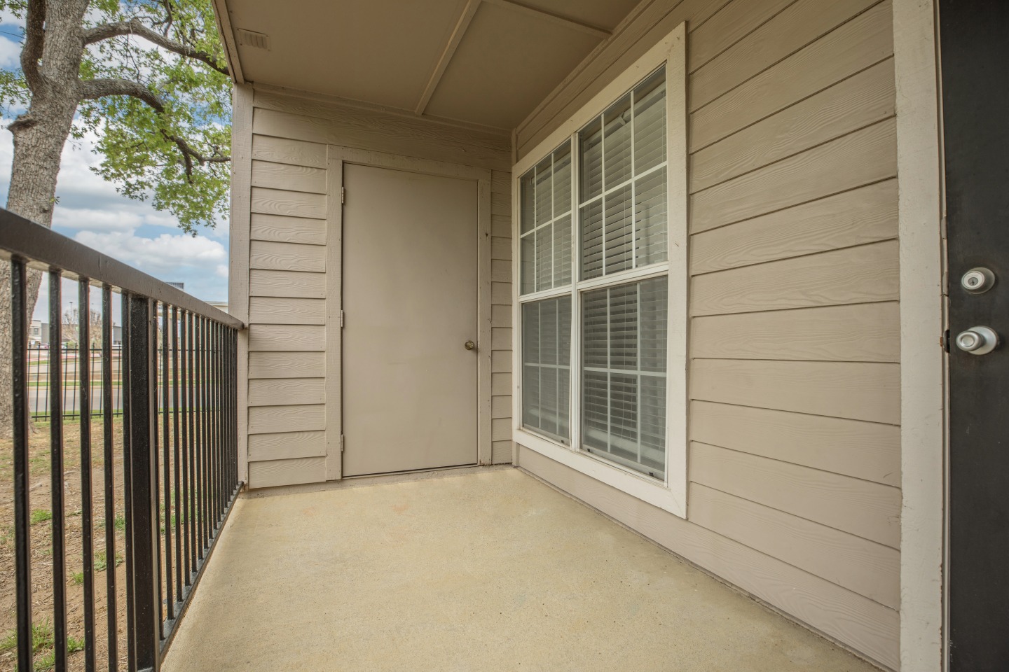 Oak Forest Image 36