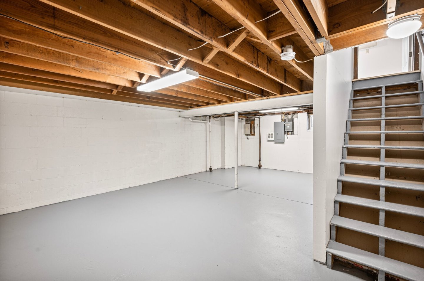 Oak Street Townhomes Image 16