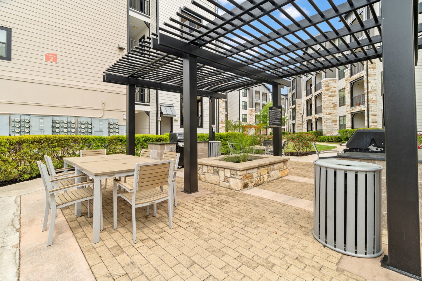 Axis Hamilton Image 131