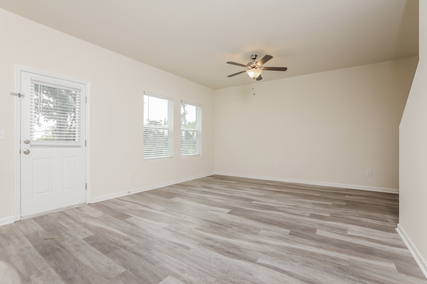 Lincoln Oaks Image 30