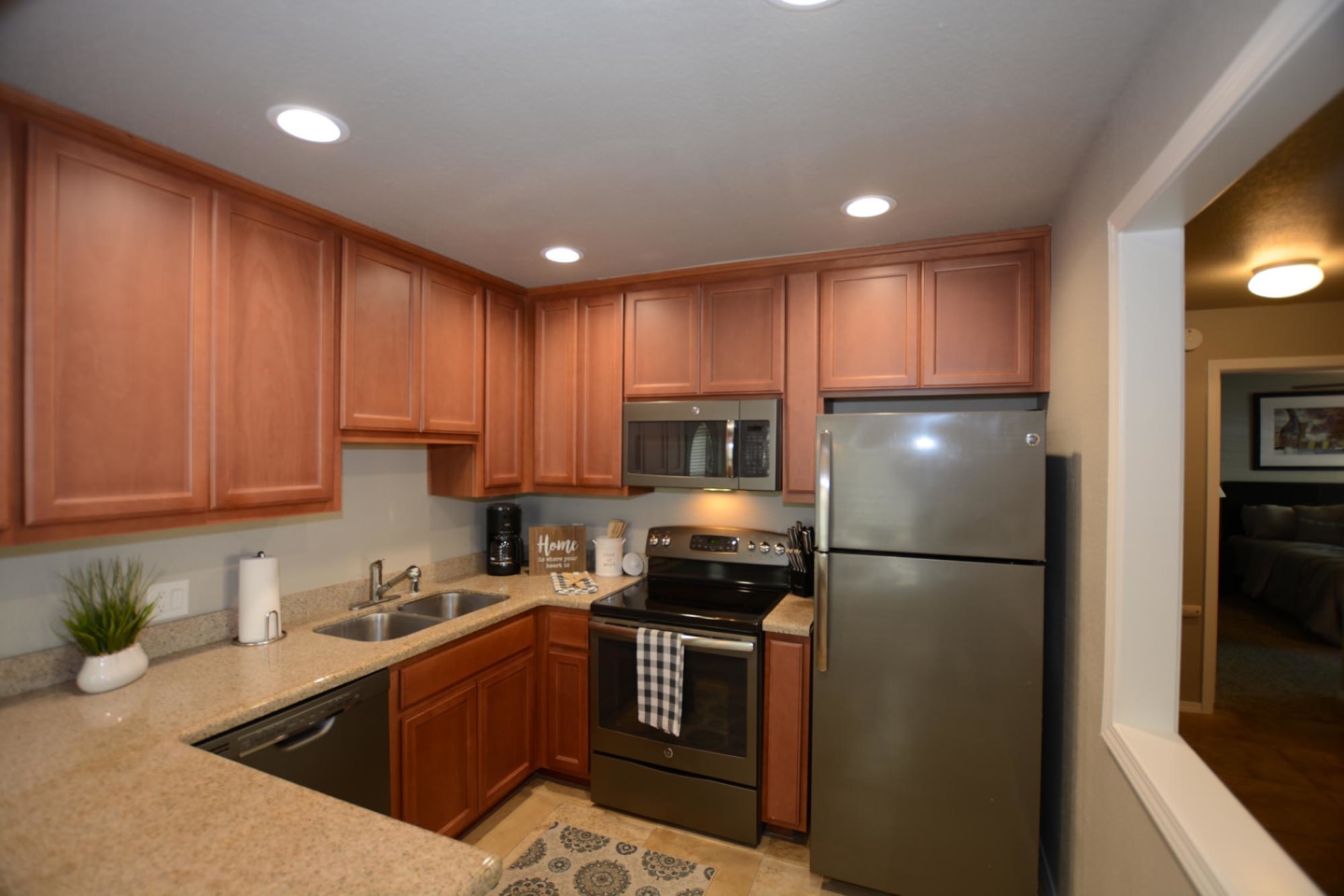 Selby Ranch Apartment Homes Image 10