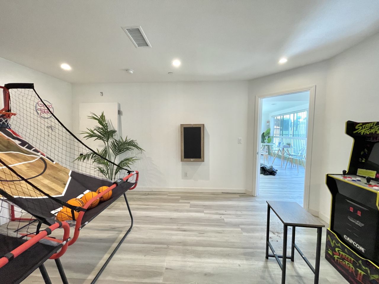 1476 W 35th St - Co-Living Image 11