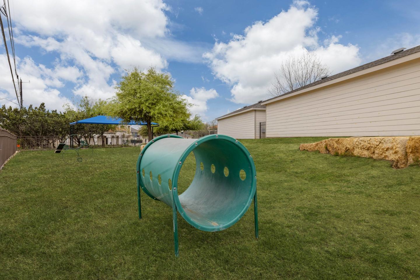 Pecan Springs Image 22