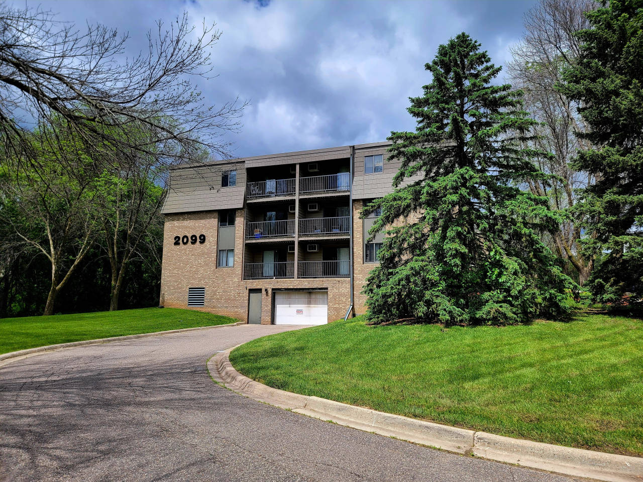 Silver Pines Image 3