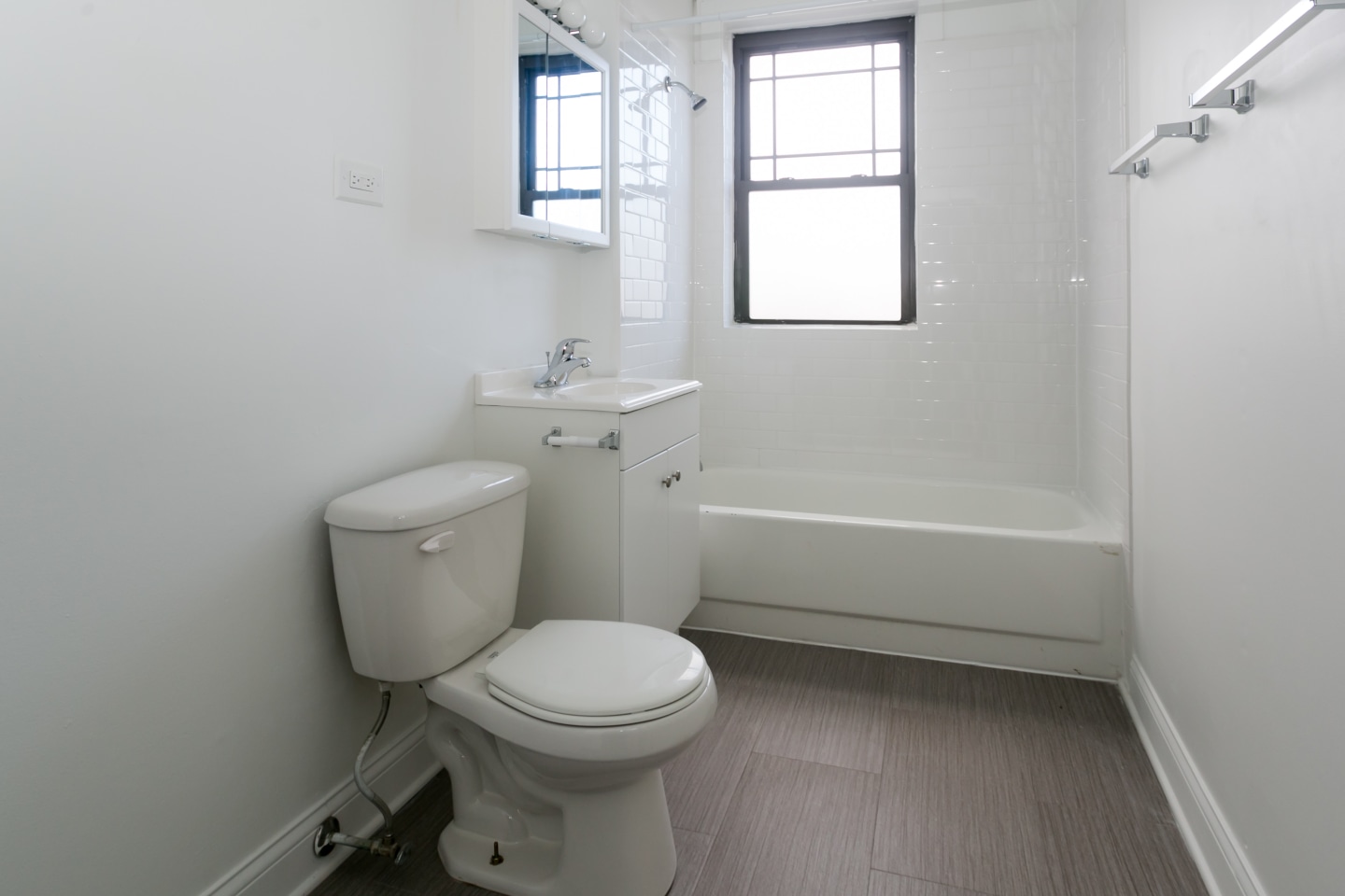 5452 S Ellis Image 10