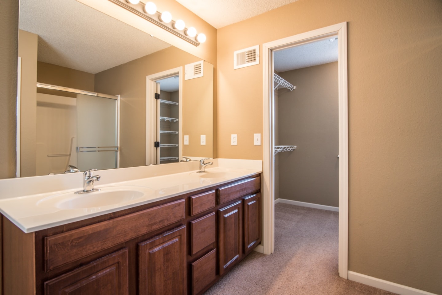 Bennington Park Townhomes Image 21