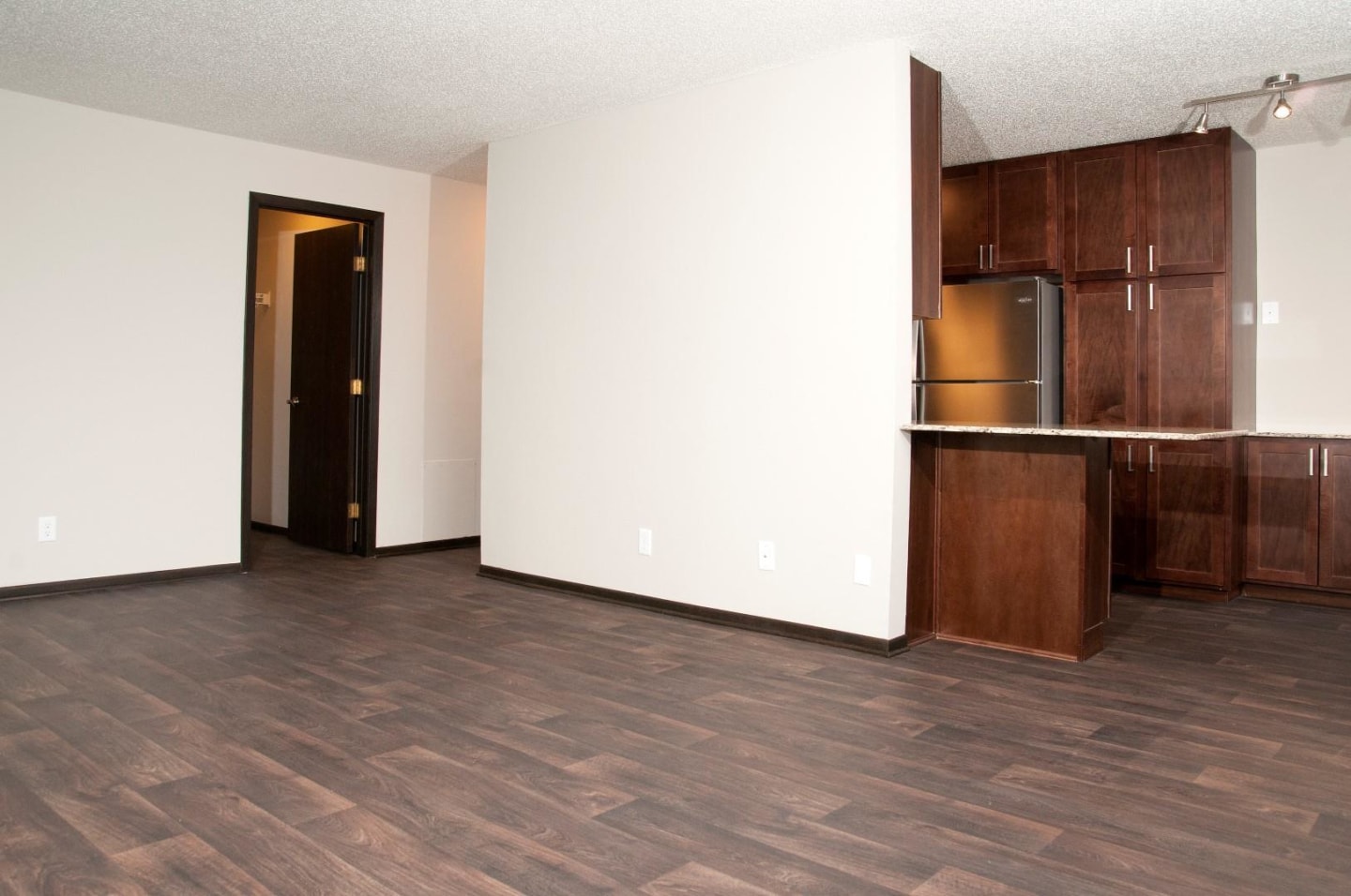 Eden Glen Apartments Image 11