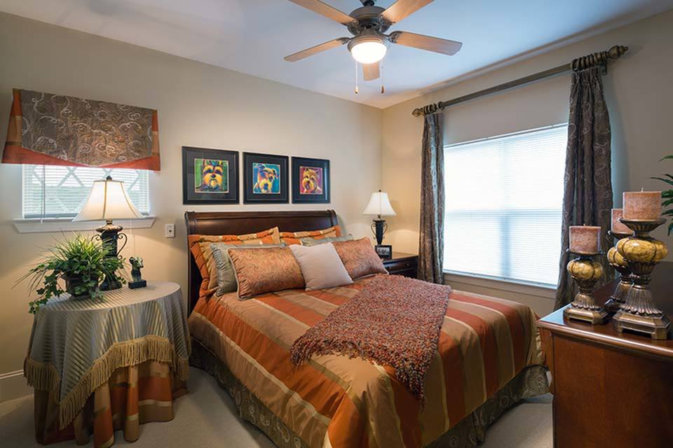 Lodge at BridgeMill - Senior Housing Image 8