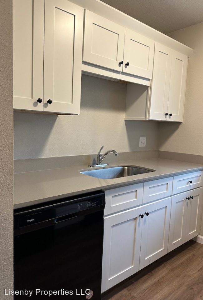 Creekside Apartments Image 9