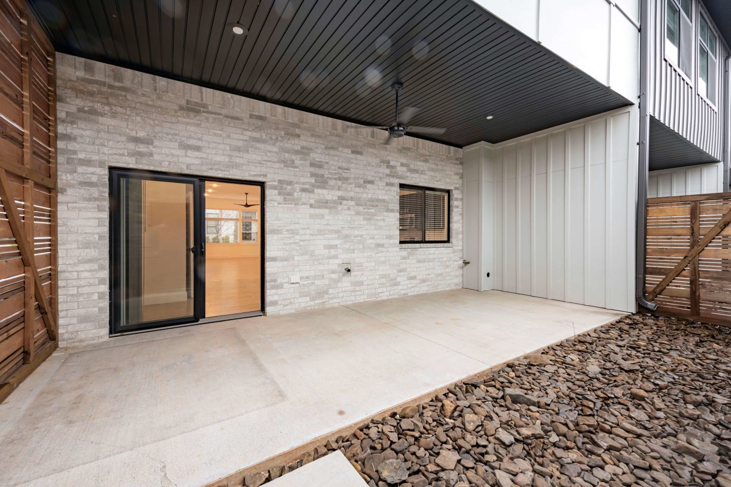 Parkside Row Image 1