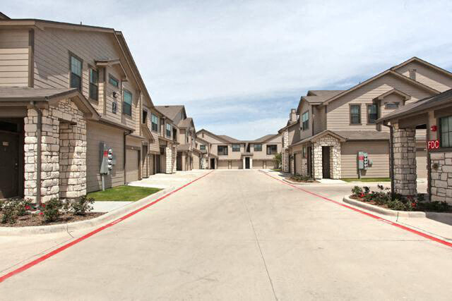 Canyon Springs Apartment Homes Image 3