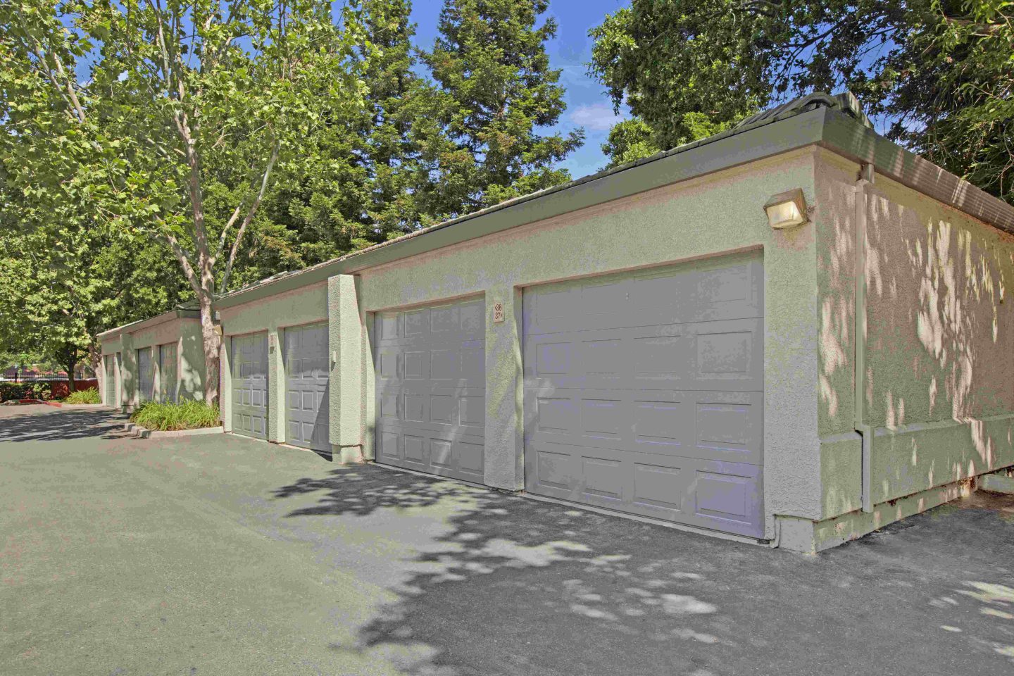 Broadleaf Apartments Image 80