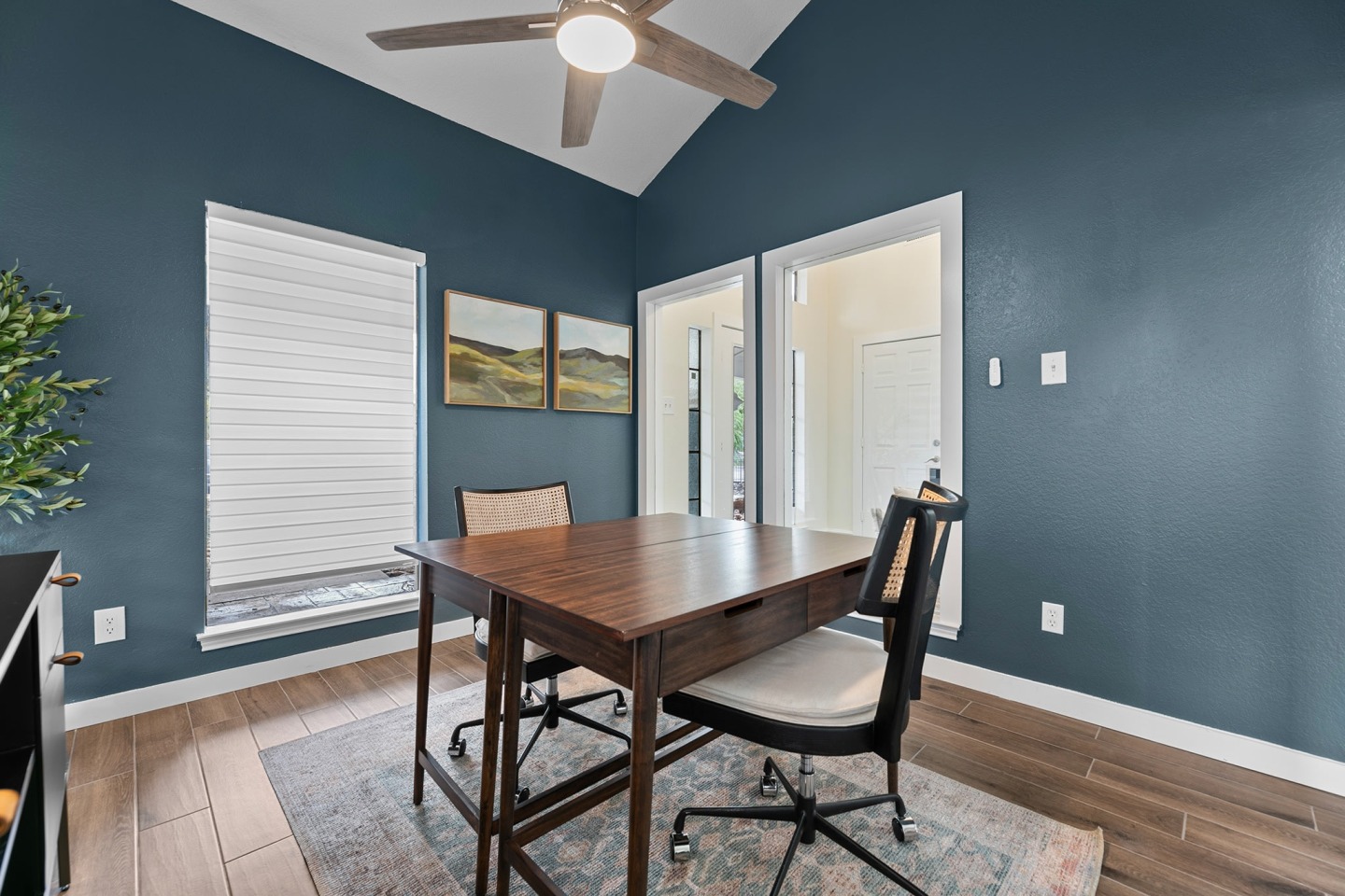 5636 Apartment Homes Image 17