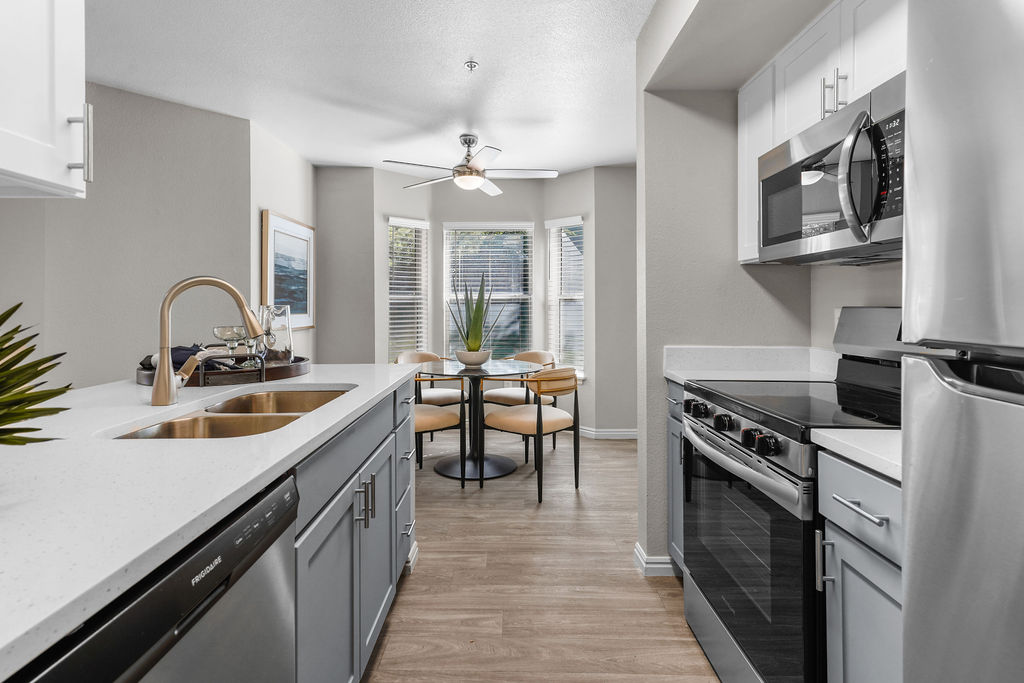 Remington Apartments Image 4