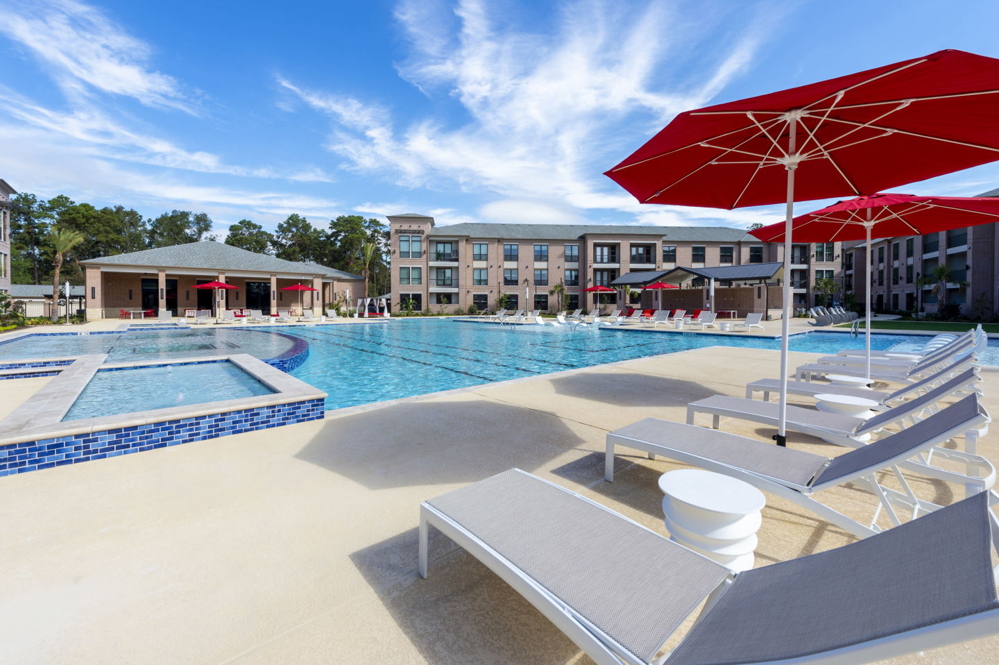 Imperial Oaks Square Image 17