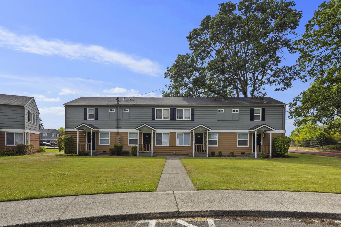 Pacific Walk Townhomes Image 48